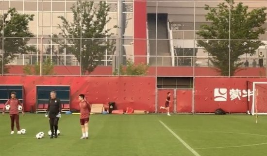 ag贵宾会拥有线上和线下多平台的娱乐场所展示图片
