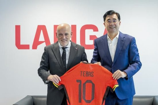ag贵宾会拥有线上和线下多平台的娱乐场所介绍图片