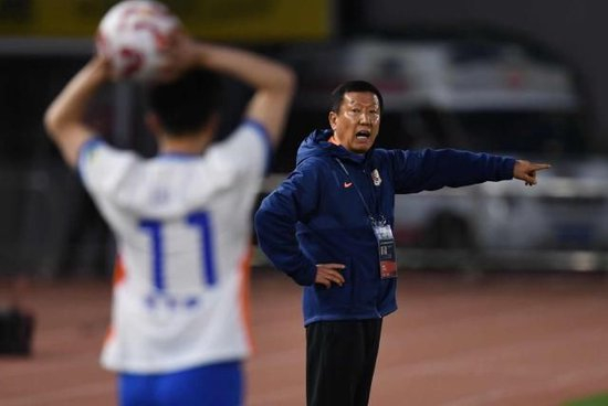 了解ag贵宾会拥有线上和线下多平台的娱乐场所
