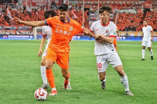 了解ag贵宾会拥有线上和线下多平台的娱乐场所