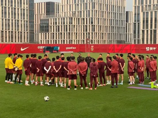 了解ag贵宾会拥有线上和线下多平台的娱乐场所